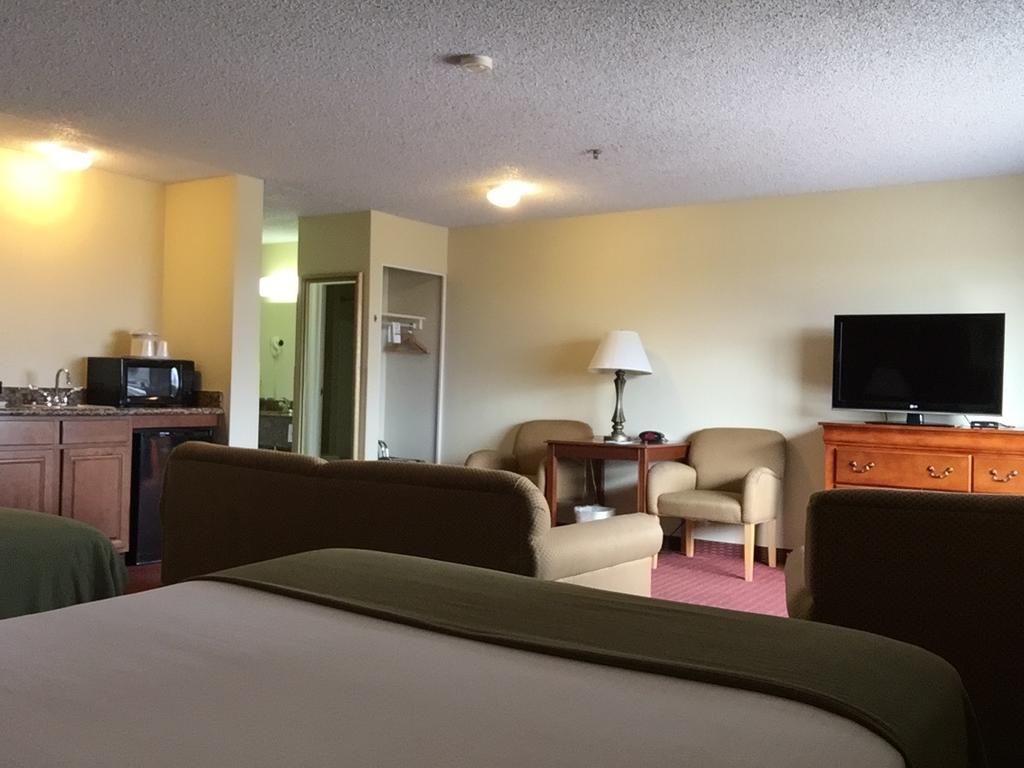 Baymont Inn & Suites By Wyndham Holbrook Zewnętrze zdjęcie